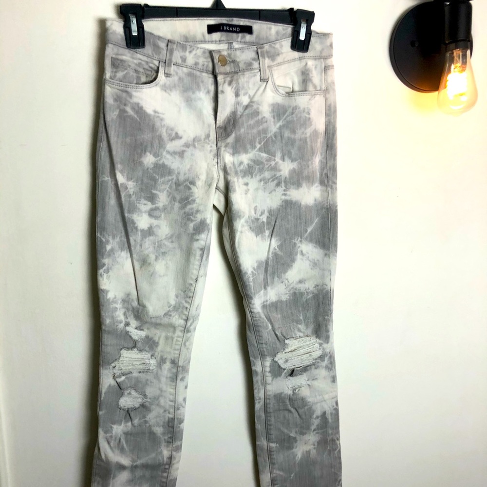 J Brand 25 Jean